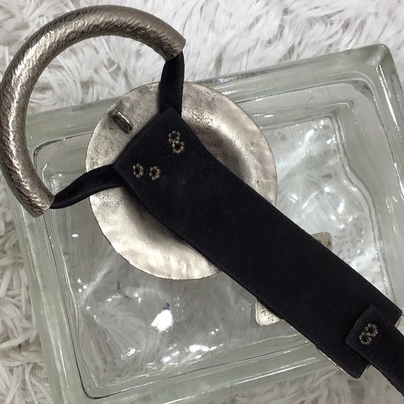 Vintage Anthony Alexander hammered silver and black suede sling belt - Picture 8 of 9